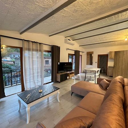 Sajmir Suites Përmet Exterior foto