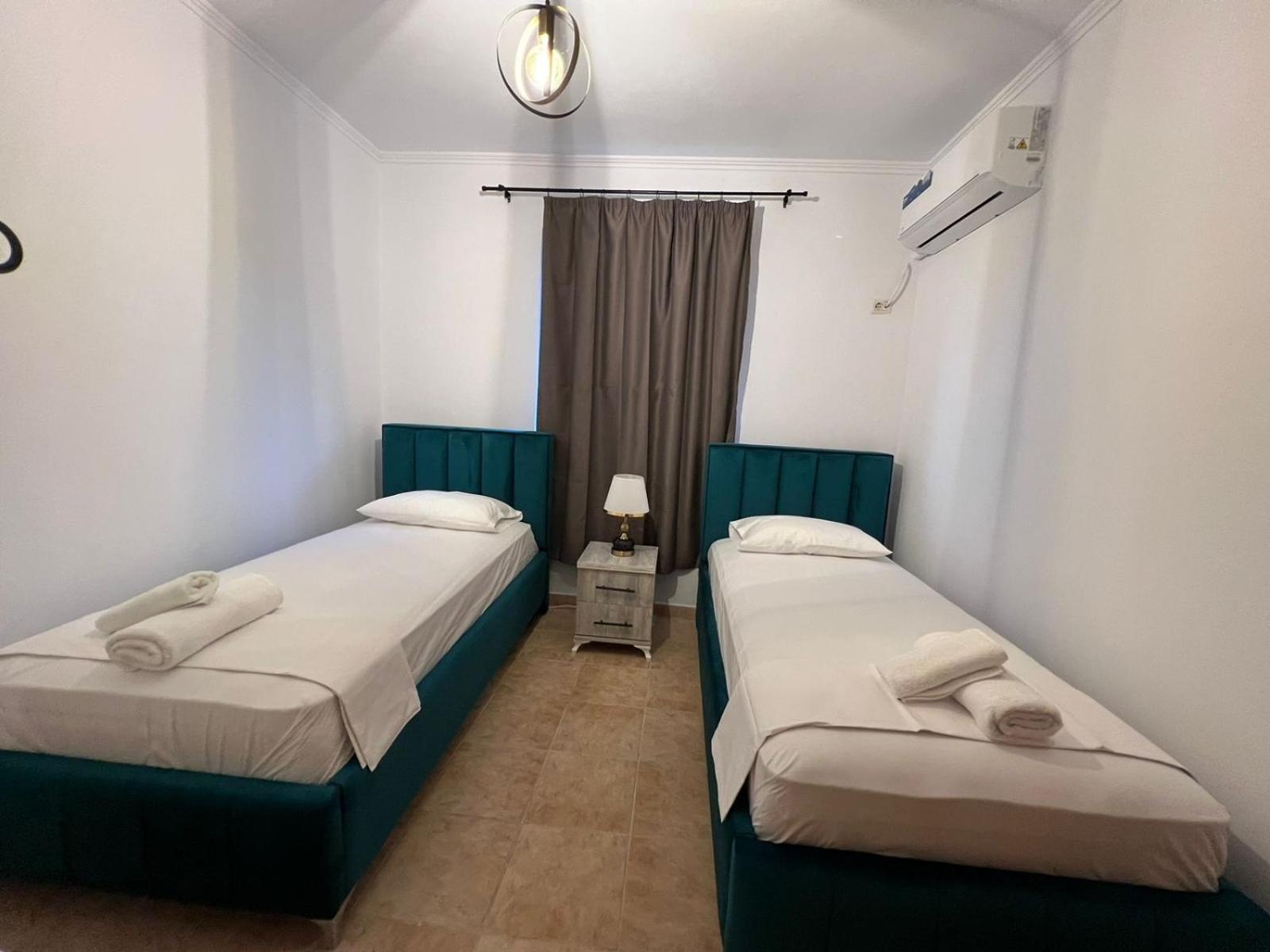 Sajmir Suites Përmet Exterior foto