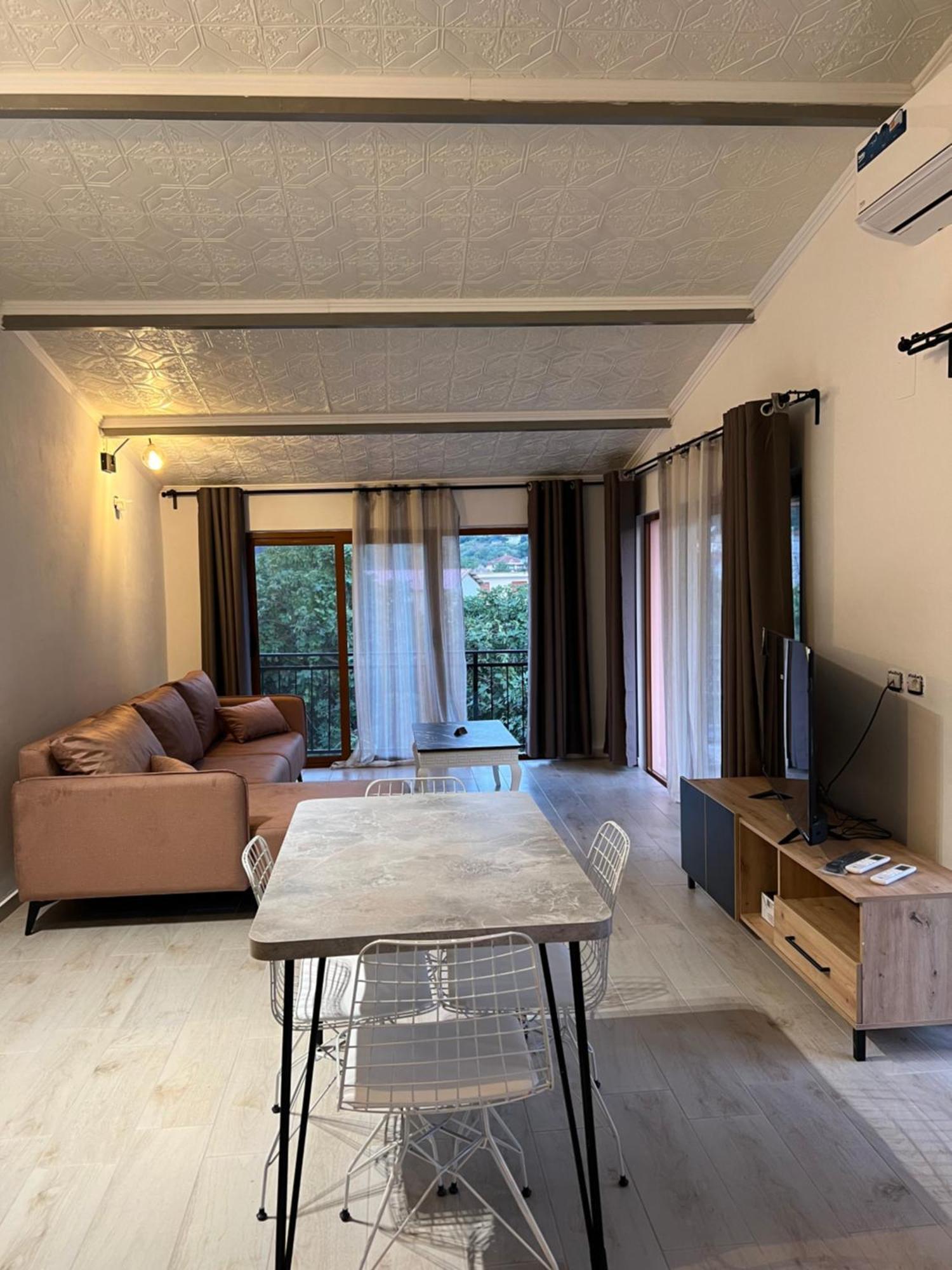 Sajmir Suites Përmet Exterior foto